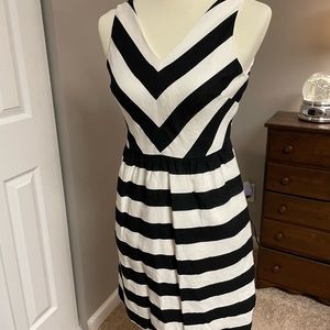 Ann Taylor LOFT dress size 4p
